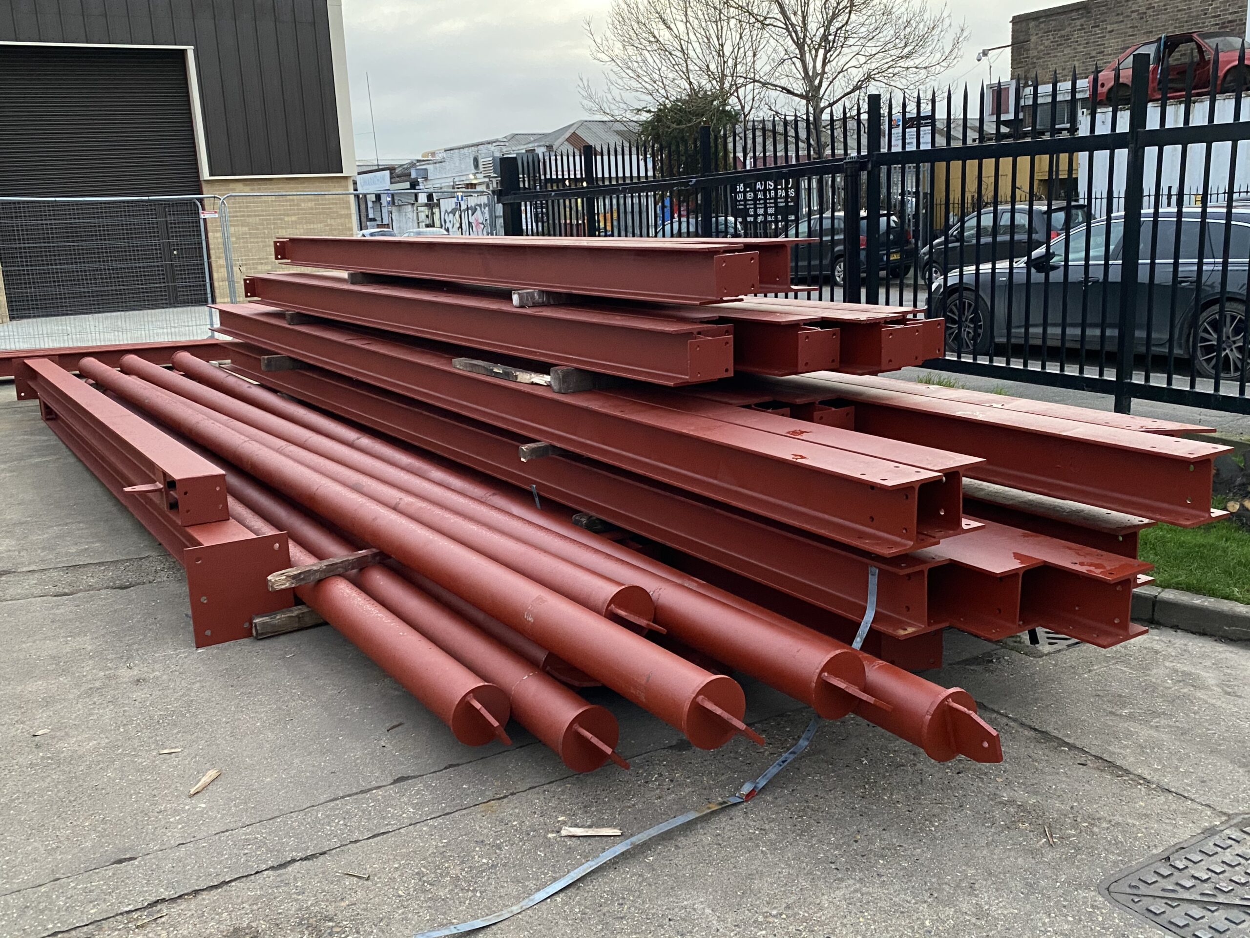 Explore the versatile applications of RSJ beams in construction, from open-plan spaces to high-rise buildings.